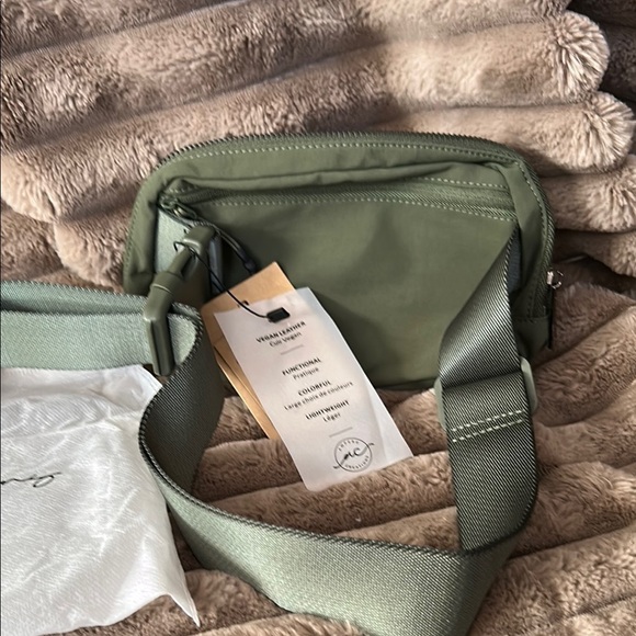 Ampere Creations Green Fanny Pack - Picture 2 of 7